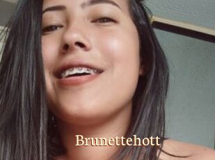 Brunettehott