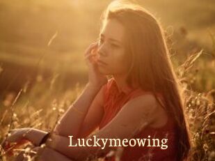 Luckymeowing