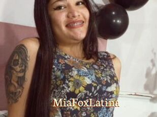 MiaFoxLatina