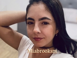 Miabrooksm