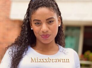 Miaxxbrawnn